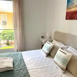Apartmán Inmobiliaria Leo Apto Hoyo 18 1 *