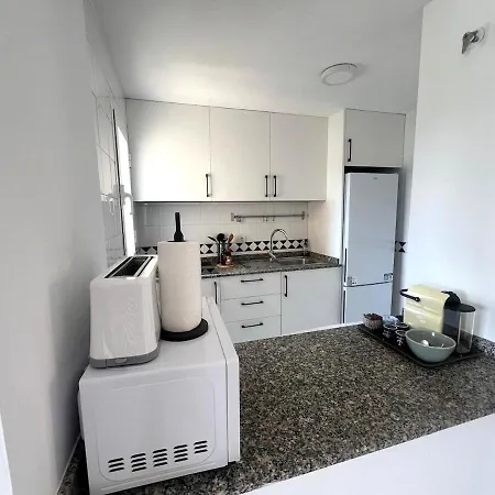 Inmobiliaria Leo Apto Hoyo 18 1 * 알리칸테