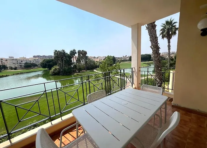 Inmobiliaria Leo Apto Hoyo 18 1 *